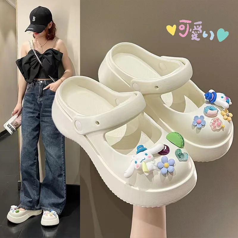 The New Sanrio Hello Kitty Shoe Slippers Fashion Slippers Summer Slippers Cute Cartoon Casual Fashion Pretty Girl's Beach Shoes