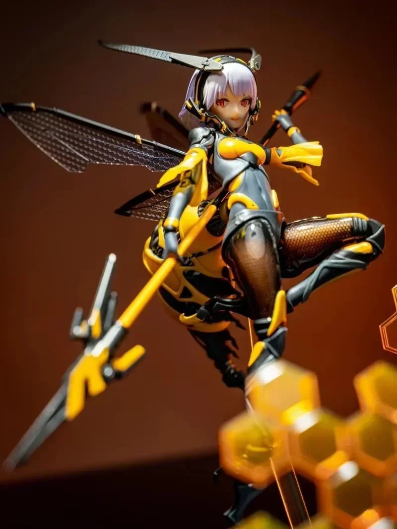 

In Stock Original Snail Shell Hornet Girl Hum Sauce Snow Drop Flower Plan Mobile Machine Girl 1/12 Anime Action Figure Model Toy