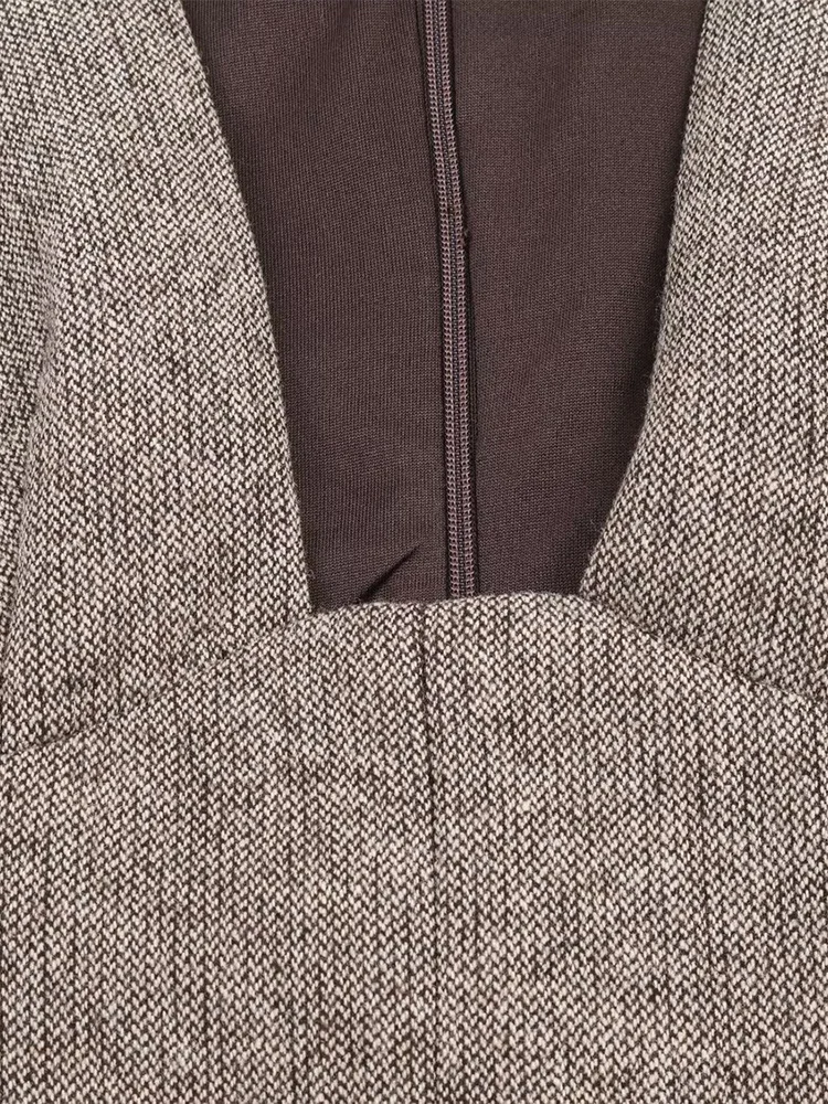 European-style new women's fashion versatile and elegant solid color deep V-neck sleeveless slim waist wool shorts dress