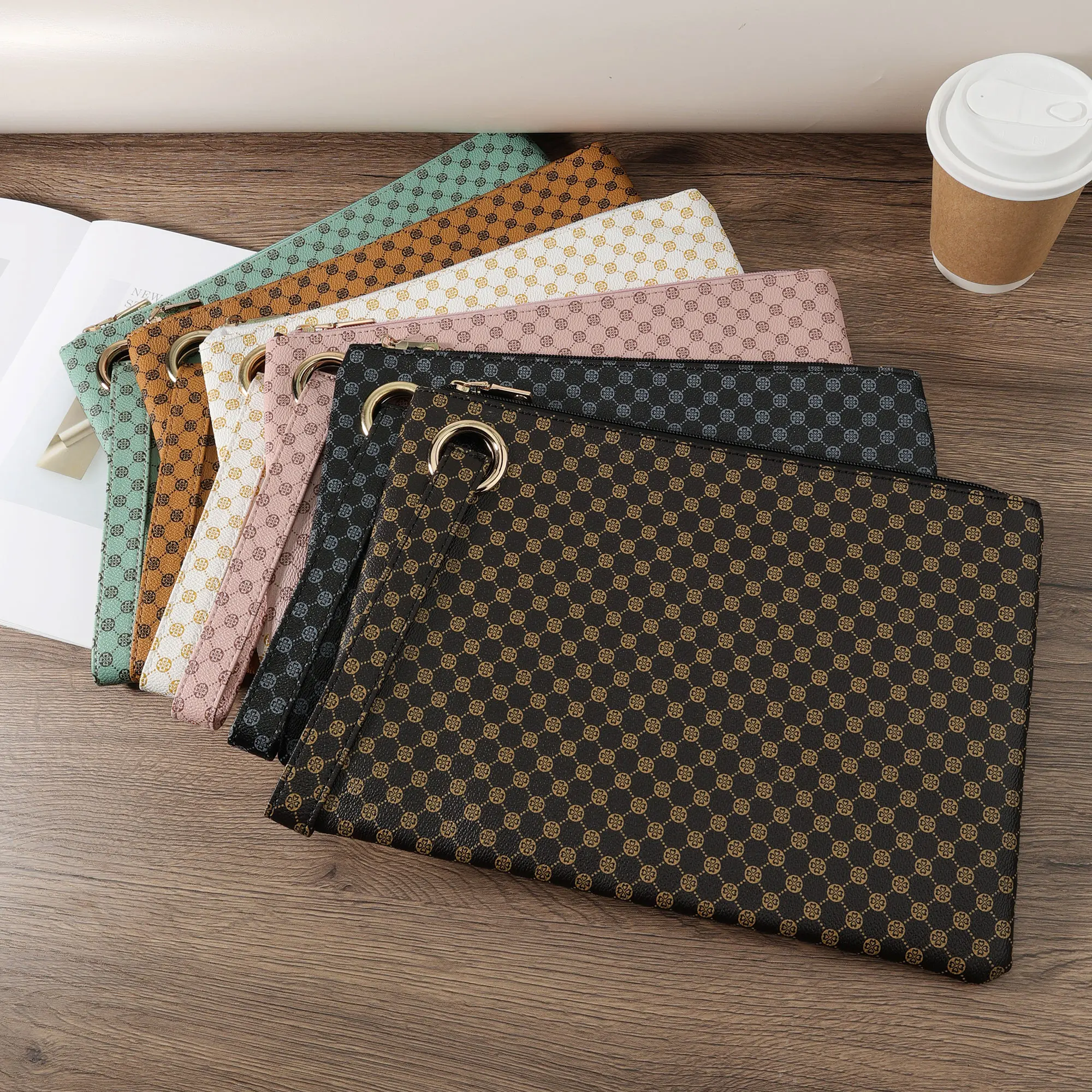 กระเป๋าสตางค์ใส่เหรียญใส่เหรียญทันสมัยกระเป๋าหนัง PU อเนกประสงค์มีซิปและลิปสติกกระเป๋าถือ