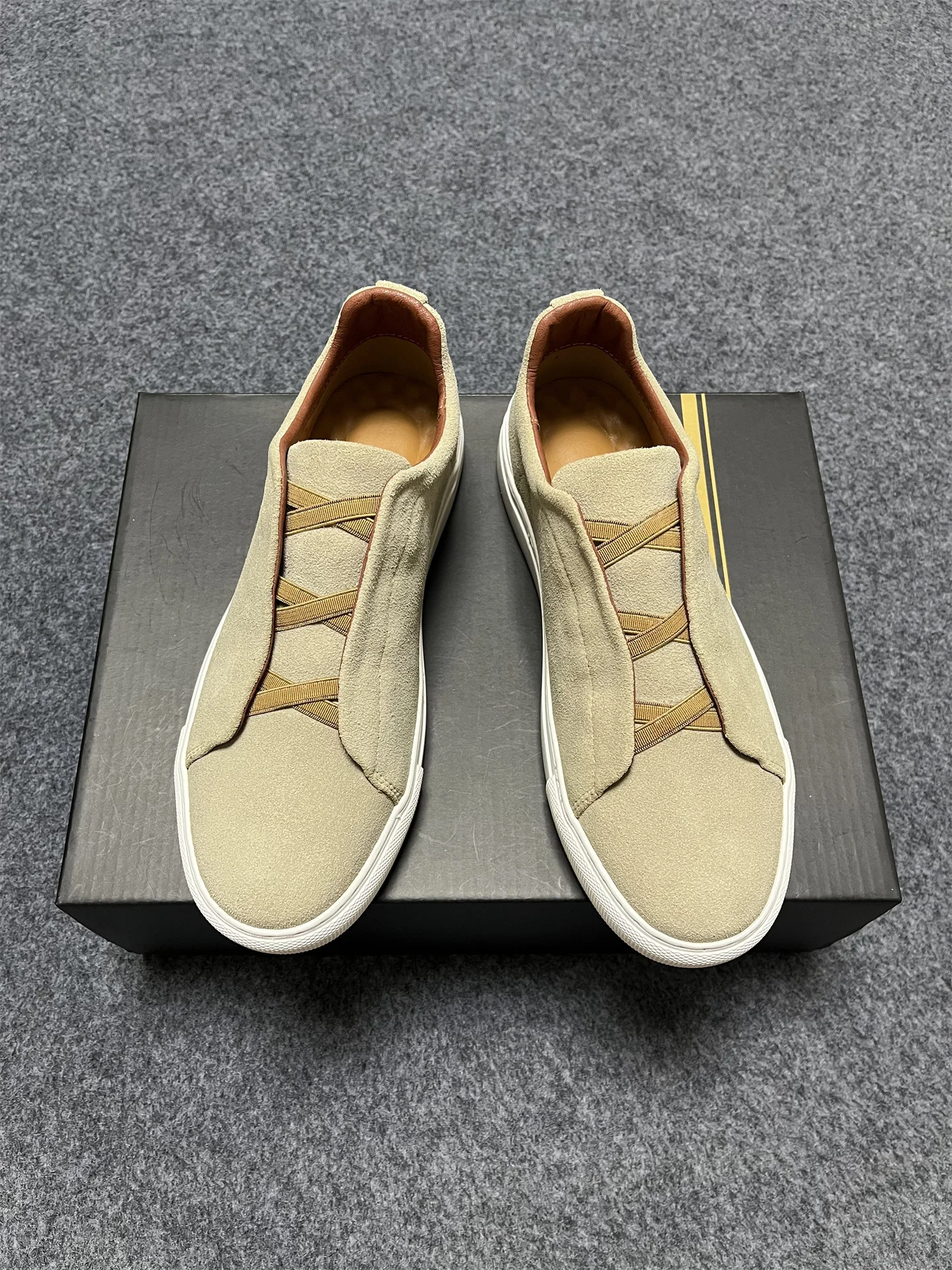 

WuLei Мужская кожаная спортивная повседневная обувь без шнуровки, модная роскошная корейская универсальная резиновая подошва на плоском каблуке с одним касанием