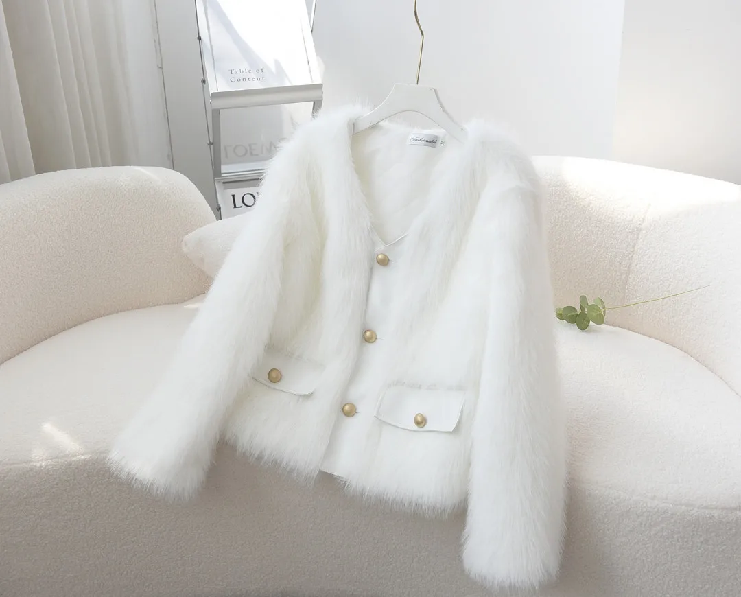 New High-end Small fragrant fur Coat For women 2026 Autumn/Winter New Imitating Fox fur Fashion Young style Short Loose Fur Top