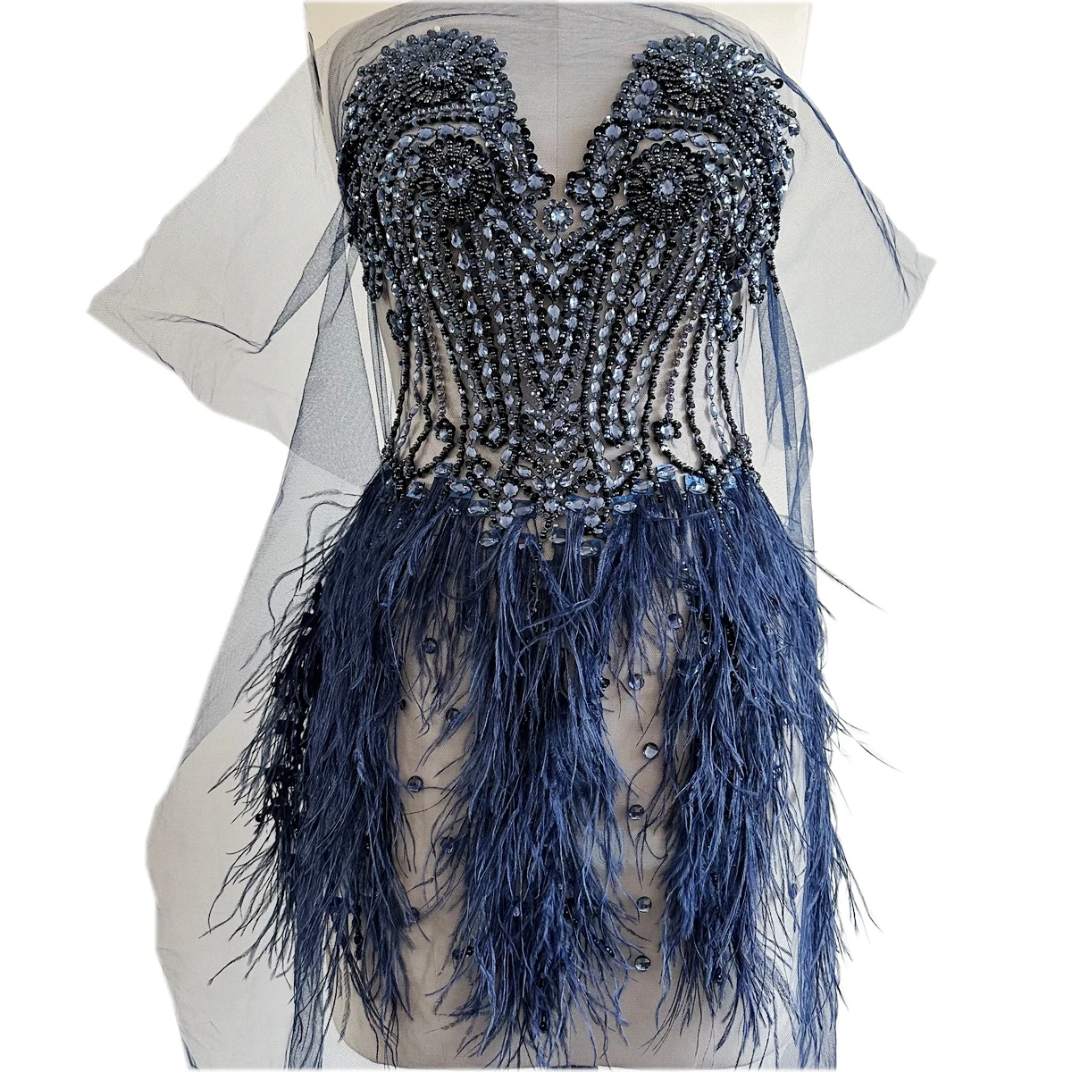 16-kleuren hoge lieverd cocktailjurk kralen struisvogelveren kristal accessoires profilering tule avondkleding stof