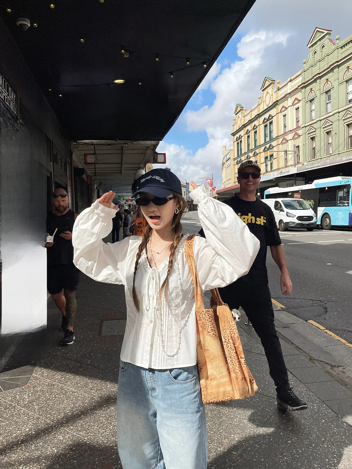 

Early Spring Casual Cotton irt Women's V-ne Floral Lace Trim Button-up Loose Fit Long Sve Simple Sle Commute Wear