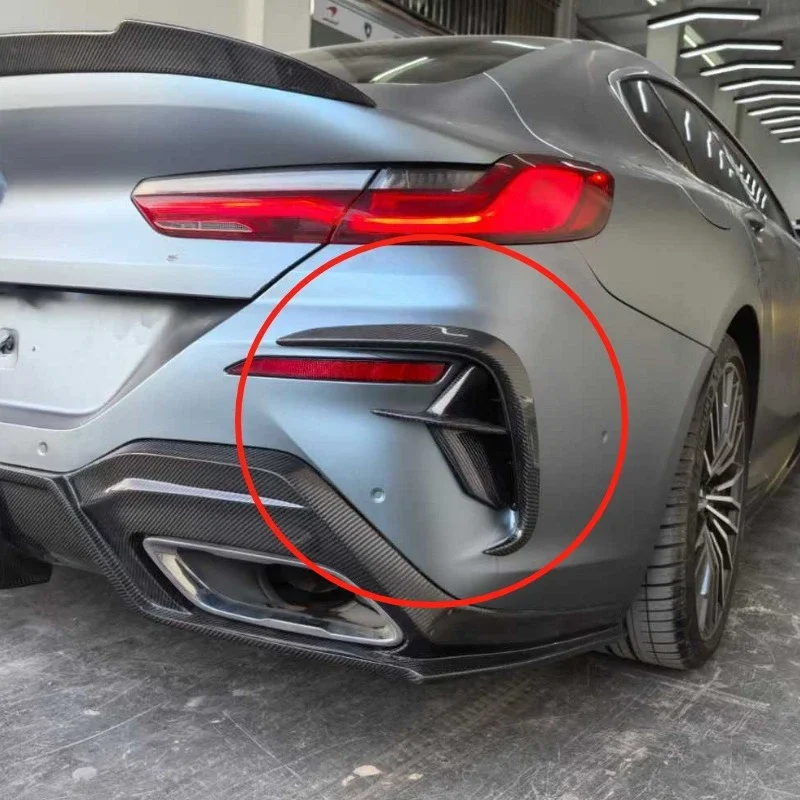 Suitable for BMW 8 series carbon fiber air knife G14G15G16 modified rear bar air knife rear bumper trend trim