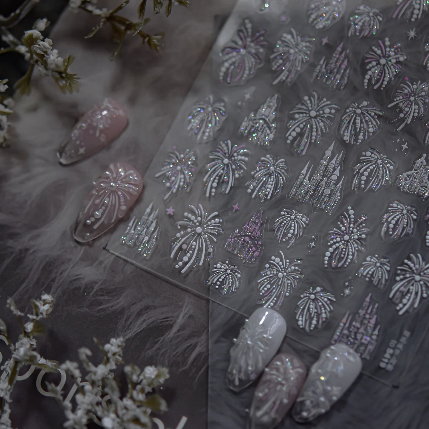 

Изысканные позолоченные наклейки для ногтей: сверкающие, перламутровые, с эффектом фейерверка и замка, для декора ногтей, DIY 3D аксессуары к Новому году