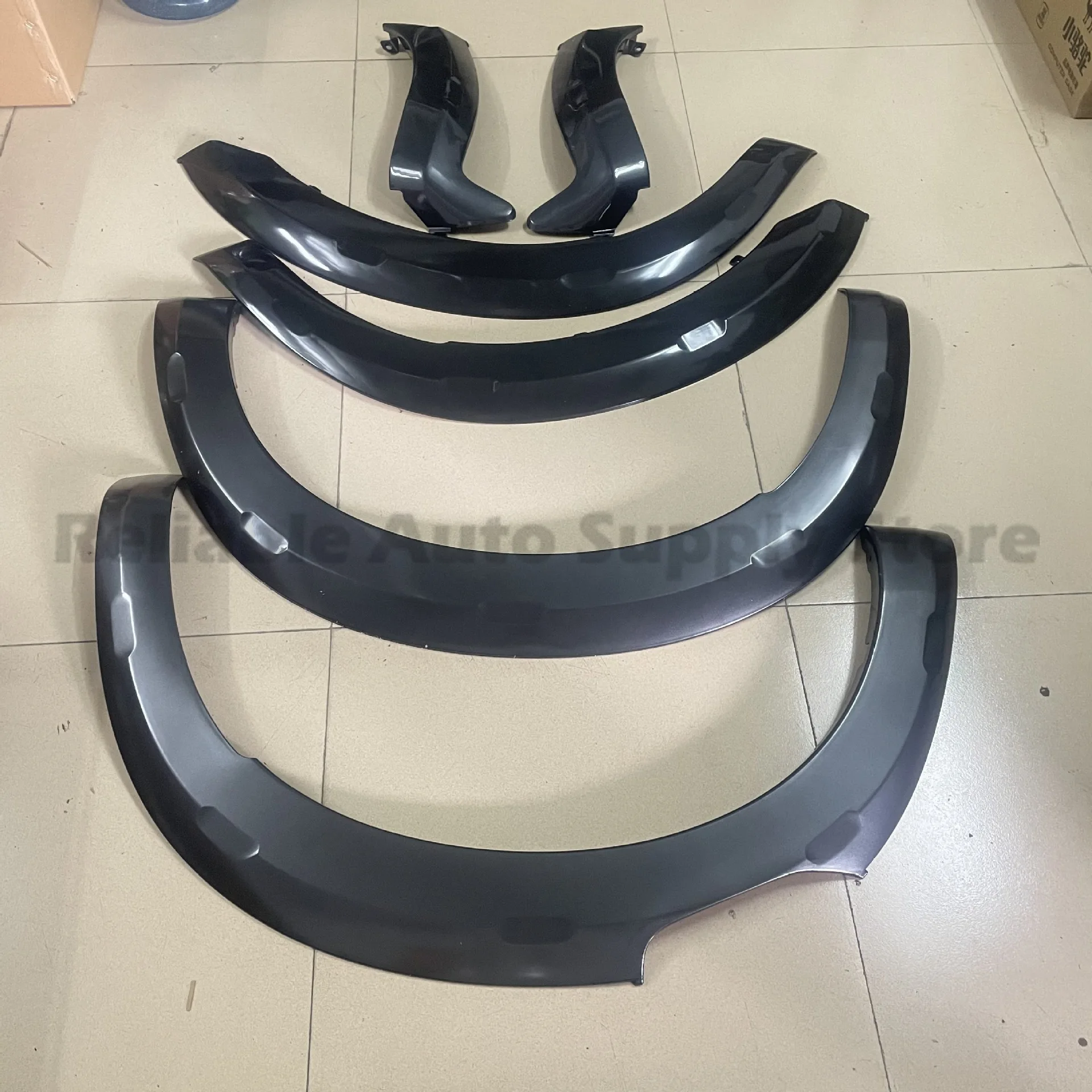 ل ايسوزو D-max عجلة كبيرة الحاجب توسيع تعديل النسخة التايلاندية من العجلات الصغيرة الجديدة قوس صب الحاجز صب