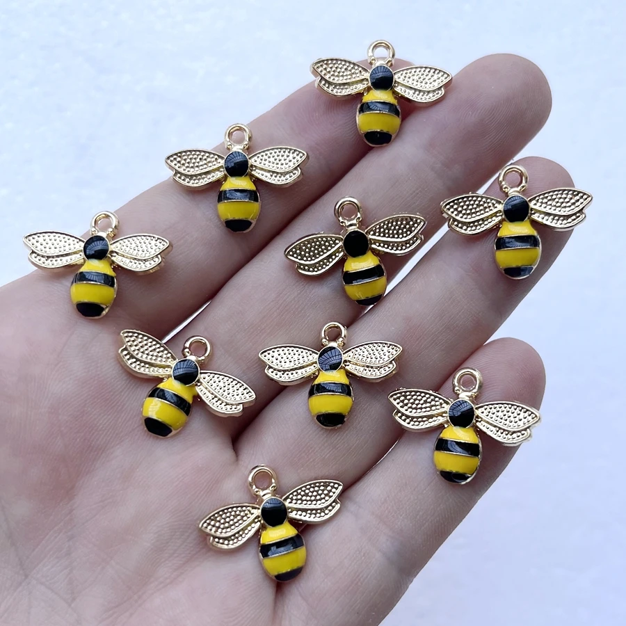 10pcs18mm*23mm Cartoon Charm Bee Alloy decorative pendant diy jewelry Making bracelet Necklace earrings Charm decorative pendant