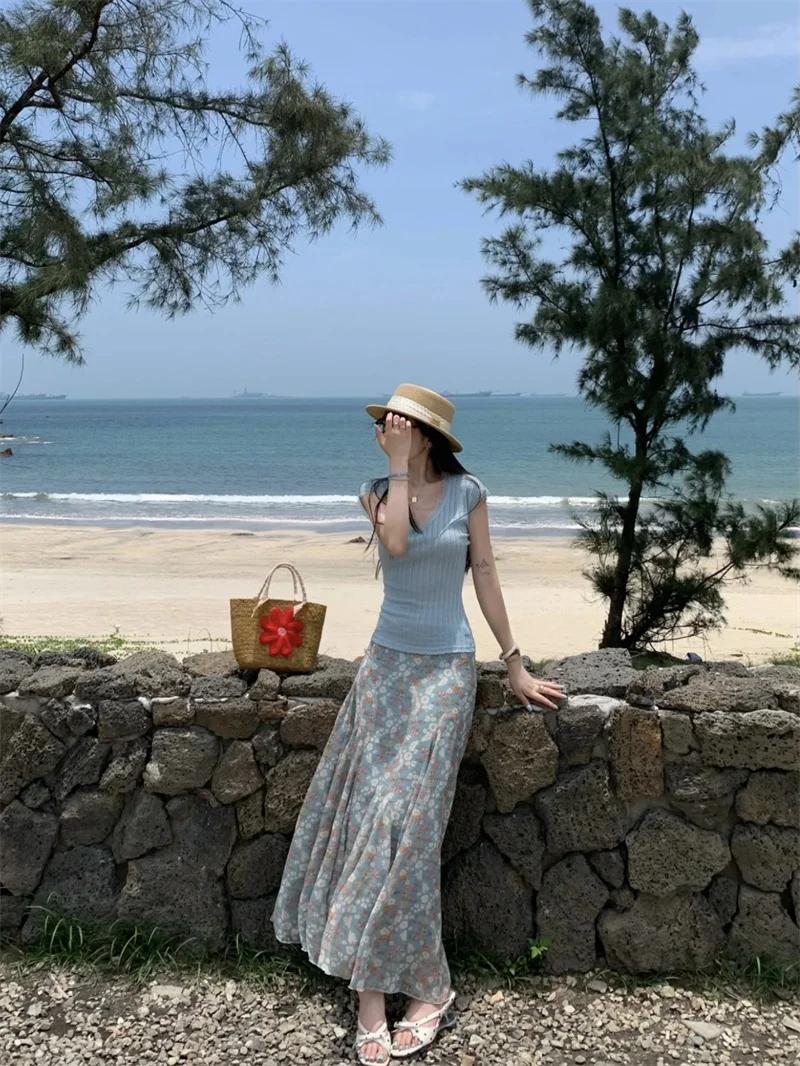 

Kumikumi Gentle Wind Blue Anti-Aging Short Sleeve Knitted Women's Summer Floral Slimming Half Skirt Two-Piece Set