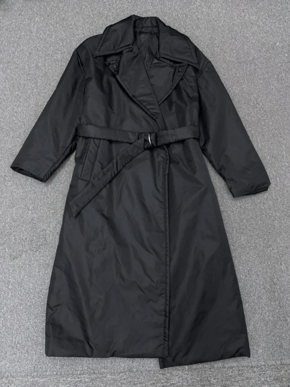 

New Autumn and Winter Long Quilted Windbreaker Large Lapel Loose Commuting Warm Jacket Women Parkas