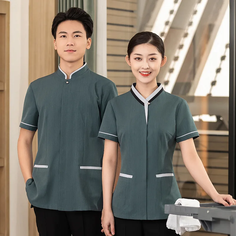 

Летняя униформа с короткими рукавами для персонала отелей и гостевых домов. Комплекты одежды для мужчин и женщин.