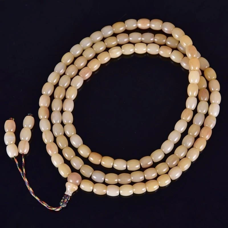 

Натуральный браслет из цельного зернистого материала с 108 бусинами из верблюжьей кости, гладкой текстурой, напоминающей нефрит, подходит как мужчинам, так и женщинам.