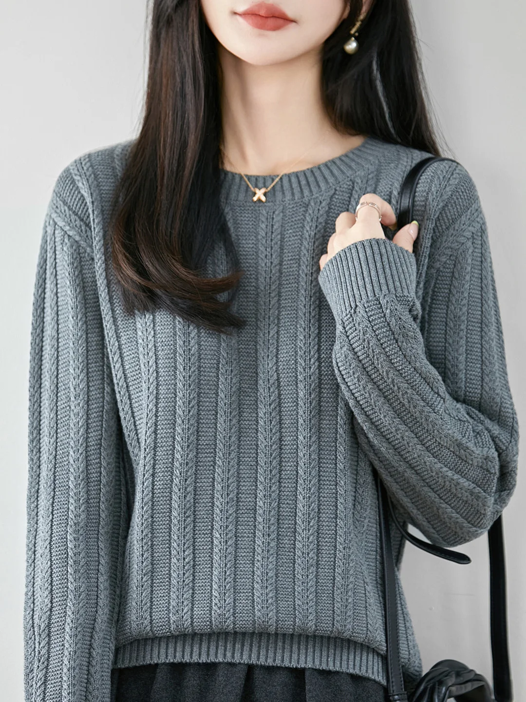 Ladies Thickened Pure Cotton Knitted Sweater round Neck Casual Style Winter Warm Base Layer Loose Fit Striped Design New Arrival