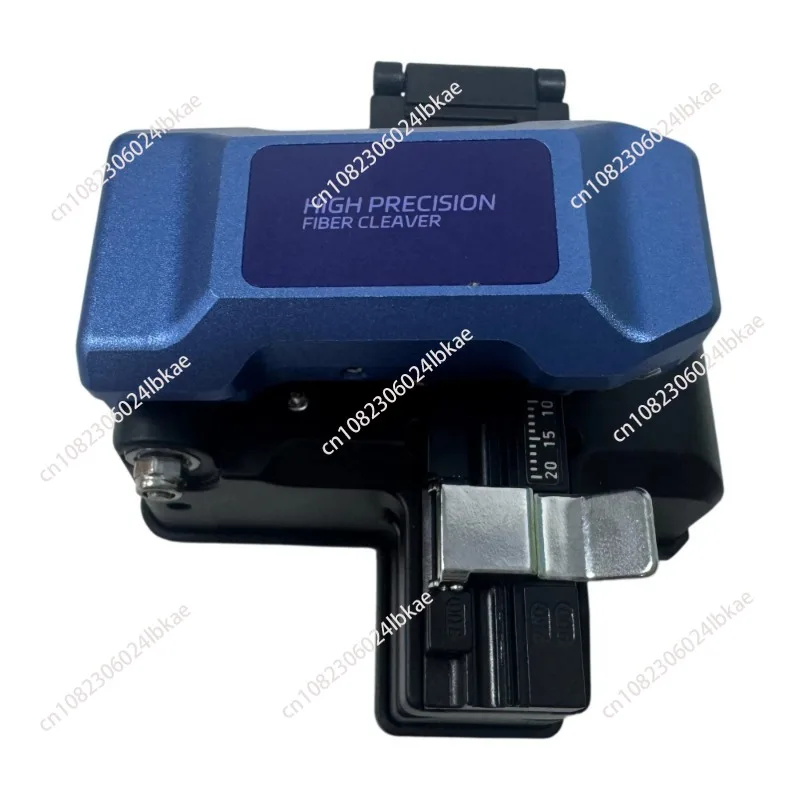High-precision, automatic, one-step fiber optic cutting machine with waste fiber collector and 4-in-1 fixture