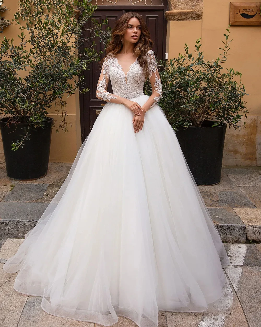 Vestido De novia De manga larga con cuello en V, apliques De tul, línea A, elegante y hermoso, vestido esponjoso, nuevo vestido De novia De princesa