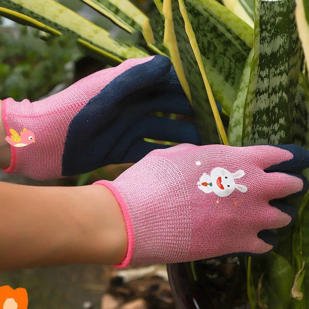 

2 Pairs Cartoon Animal Protective Gloves Thickening Safety Kids Work Gloves Comfortable Waterproof Gardening Gloves