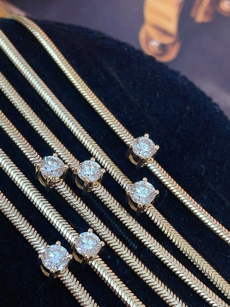 LUOWEND 100% 18K سوار ذهب أصفر ثعبان العظام سلسلة لامعة 0.20 قيراط سوار الماس الطبيعي الحقيقي للنساء مجوهرات الحفلات