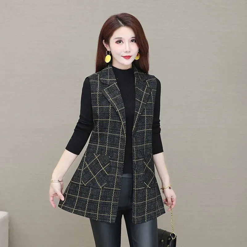 

2022 Spring Autumn Plaid Vest Coat Women Mid-Long Fashion Suit Collar Loose Waistcoat Tops Vests Single-Breasted Jacket Female