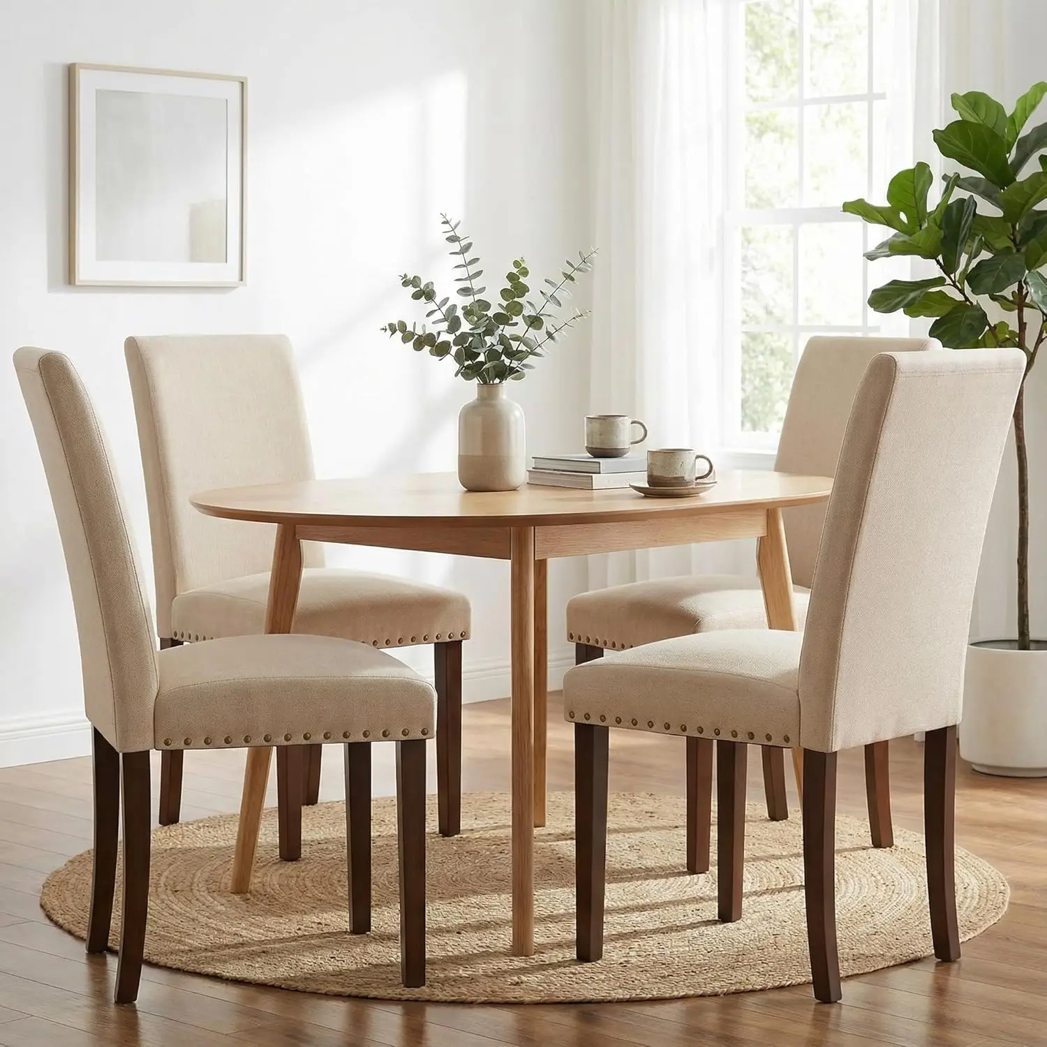 Gepolsterte Esszimmerstühle im 2er-/4er-/6er-Set, Küchenstühle im Tufted Parsons Design mit Nagelkopf-Verzierung, Massivholzbeinen und gepolstertem Sitz