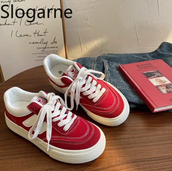 Canvas Shoes Women 2026 New Casual Sneakers Students Thick Sole Casual Sports Shoes Invisible Height Increased Platform Shoes