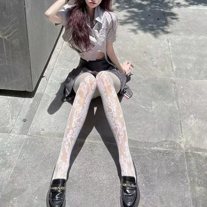 الحرير الأسود الجوارب الطويلة للنساء الرغبة النقية الأبيض لاسي الجوارب لوليتا نمط الخريف المألوف تنوعا جوارب أنبوبية طويلة