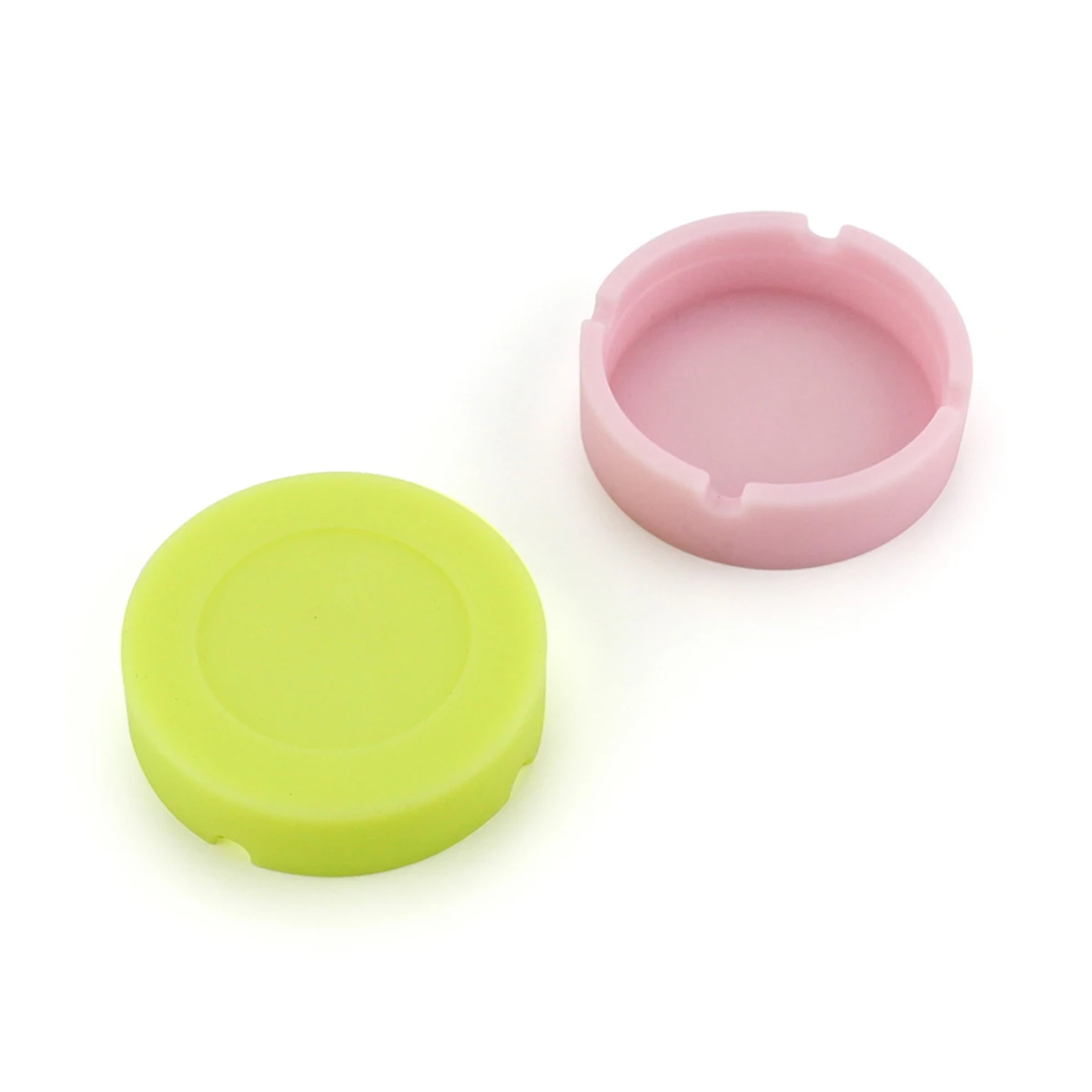 

3 pcs Round Silicone Ashtray Heat Resistant Unbreakable Luminous Smoke Cigar Tray Easy Clean Non-Toxic Night Light