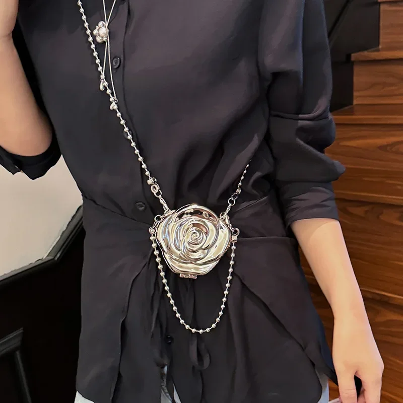 

Женская сумка-мессенджер высокого класса 2025 года — модный плиссированный металлический цветок, ретро-стиль розы