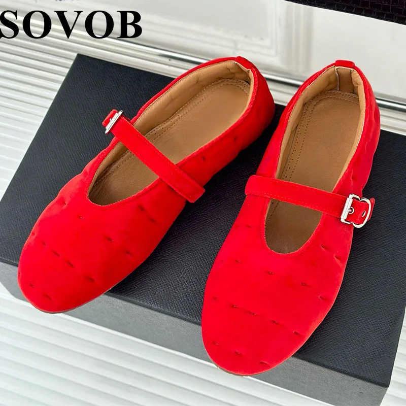 

New Spring Autumn Suede Round Toe Versatile Solid Color Flat Shoes Women Metal Buckle Shallow Mouth Retro Ballet Dance Shoes