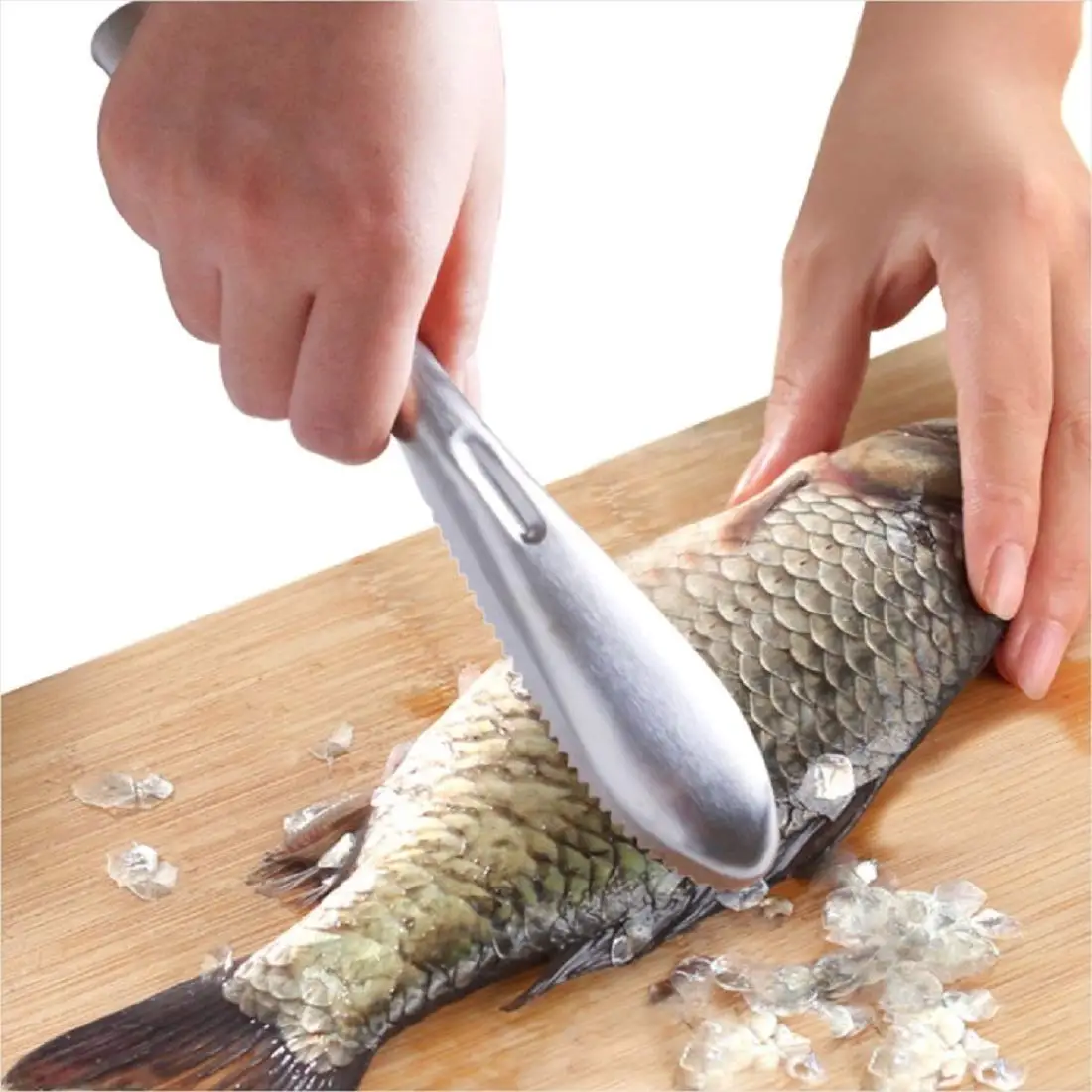 Fish Scaler Brush Fish Scaler Remover with Stainless Steel Sawtooth Easily Remove Fish Scales-Cleaning Brush Scraper KitchenTool