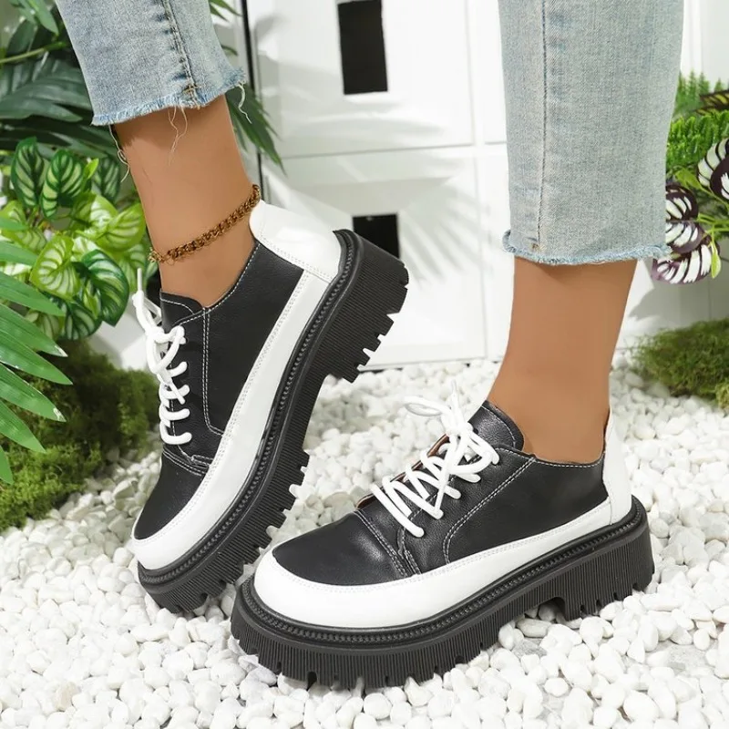 

Womens Shoes Autumn British Style Female Footwear With Fur Round Toe Clogs Platform Casual Sneaker Leather Fall Plus Size 42 43