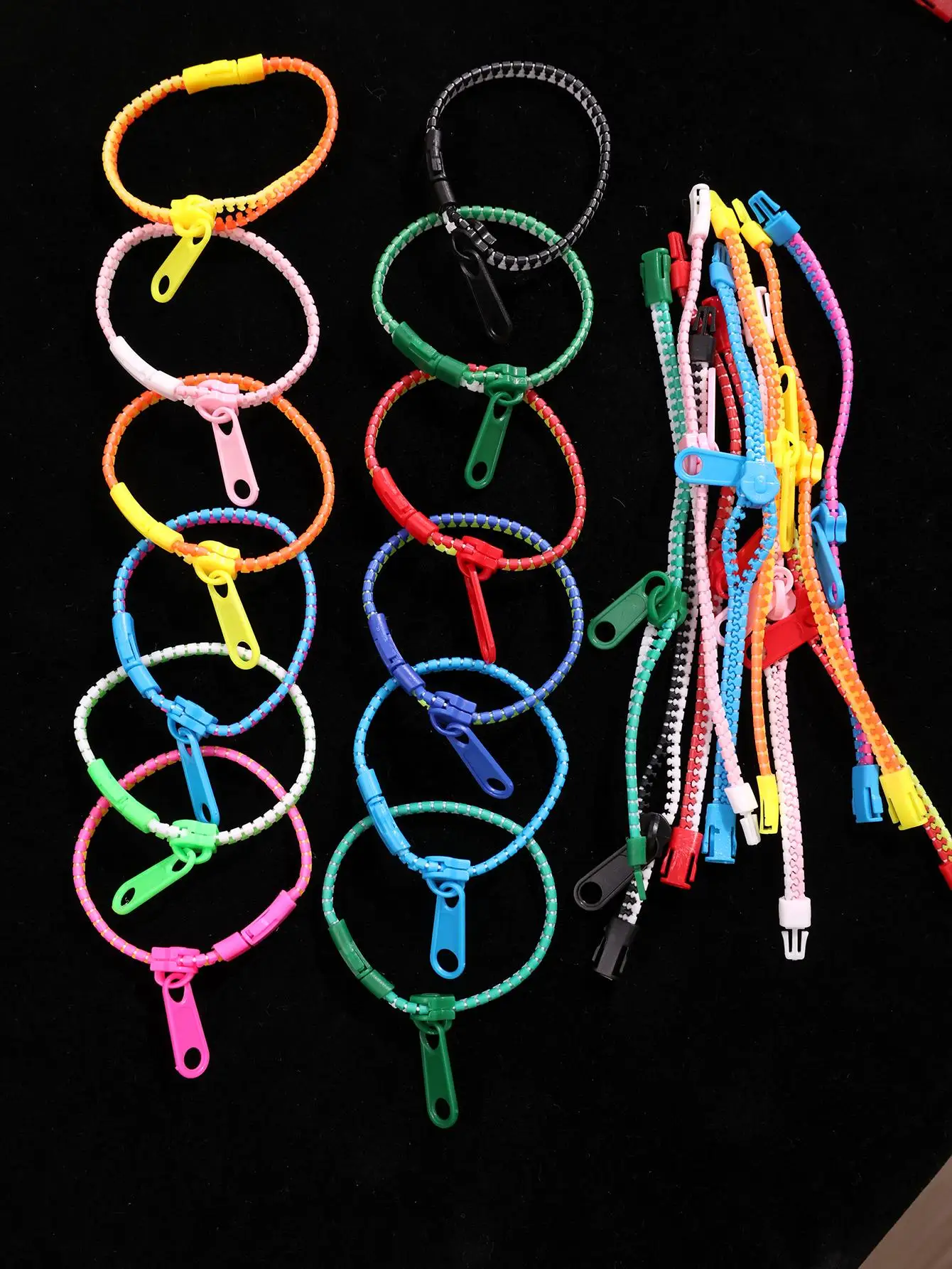 3/6/9pcs Random Color Blocked Zipper Bracelet Y2K Unique Fashionable  Cute Women's Jewelry Perfect for Banquets Parties Gifts