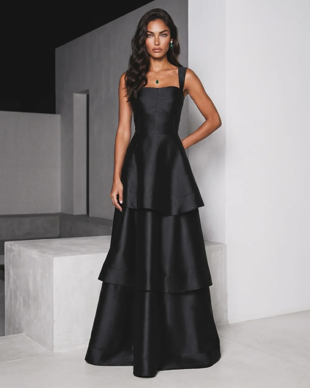 

Customized Elegant Women Charmeuse Ruched Pleat Straight Evening Dresses Fashion Off-the-shoulder Sleeveless Long Prom Dresses