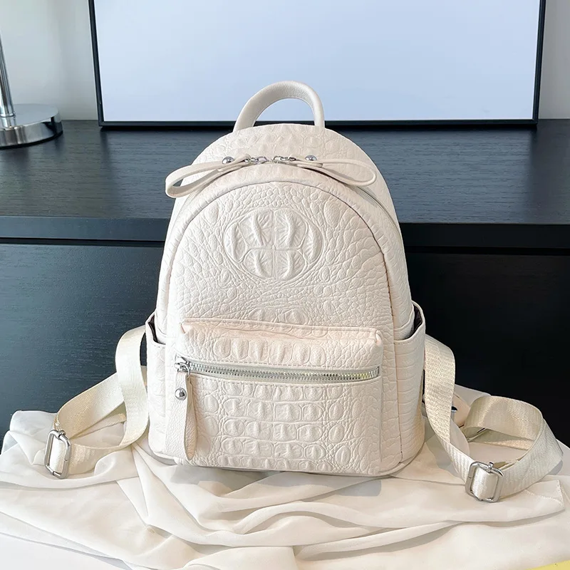 Simple Backpack for Women Large Capacity Cute Backpacks Fashionable Travel Backpack School Bags Designer Bag Mochilas De Hombre