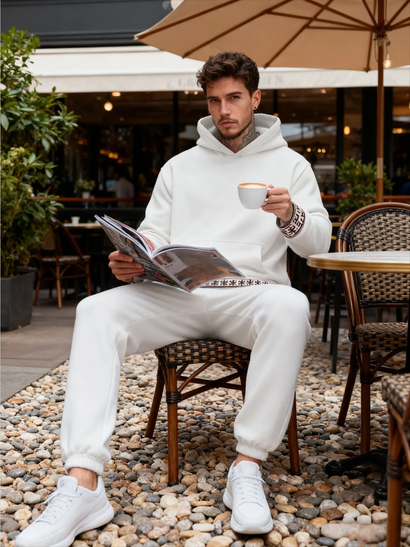 Combinaison de sport à capuche à impression numérique pour hommes européens et américains-tissu sweat-shirt de haute qualité respectueux de la peau