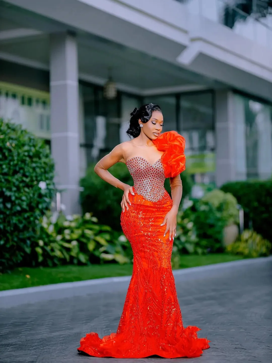 럭셔리 시어 메쉬 비딩 프롬 드레스 머메이드 크리스탈 파티 드레스 스팽글 아플리케 이브닝 드레스 롱 슬리브 오간자 러플