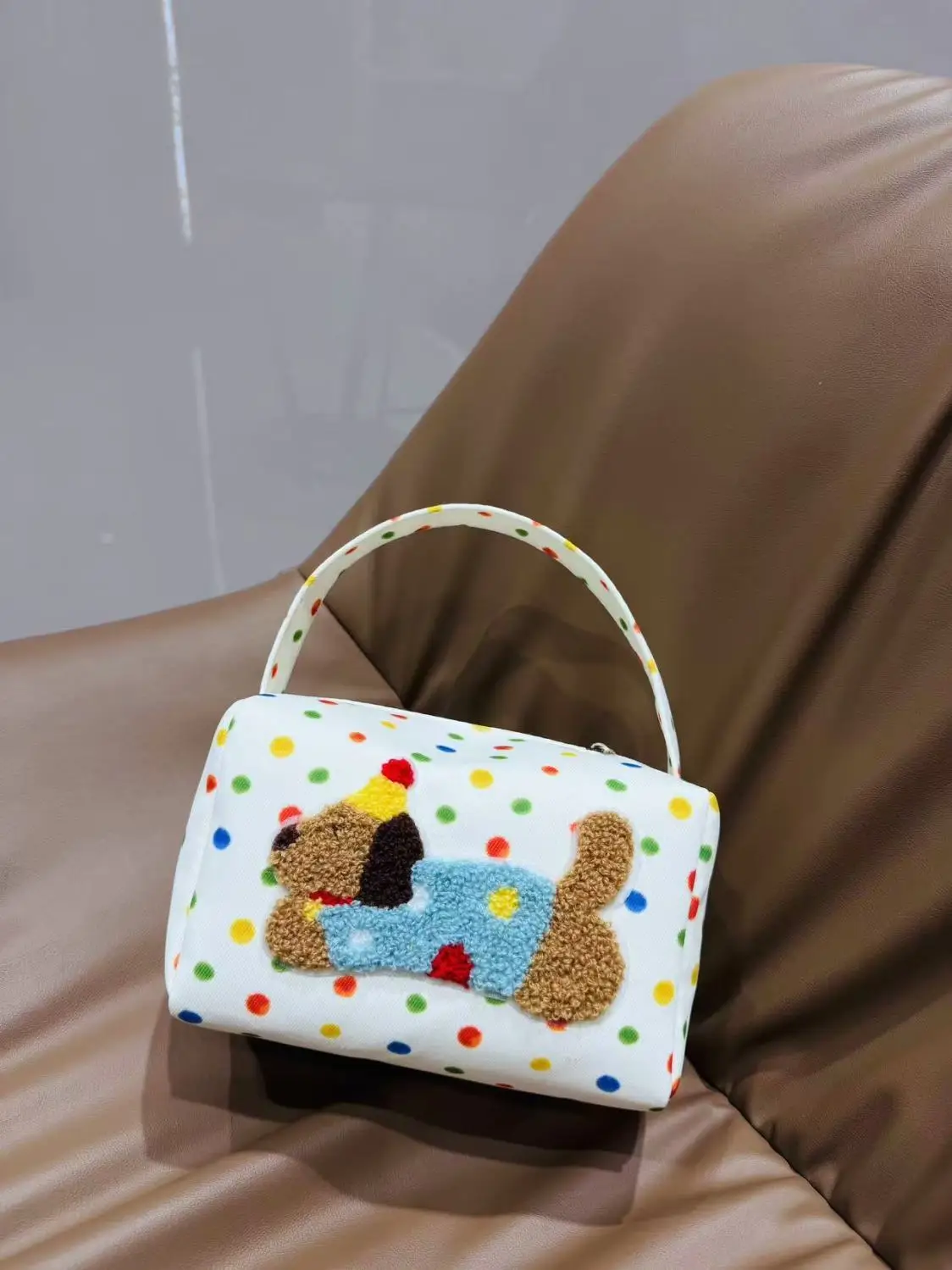 Kawaii polka dot puppy embroidered fluff cosmetic bag high-end female portable large-capacity travel storage toiletry bag