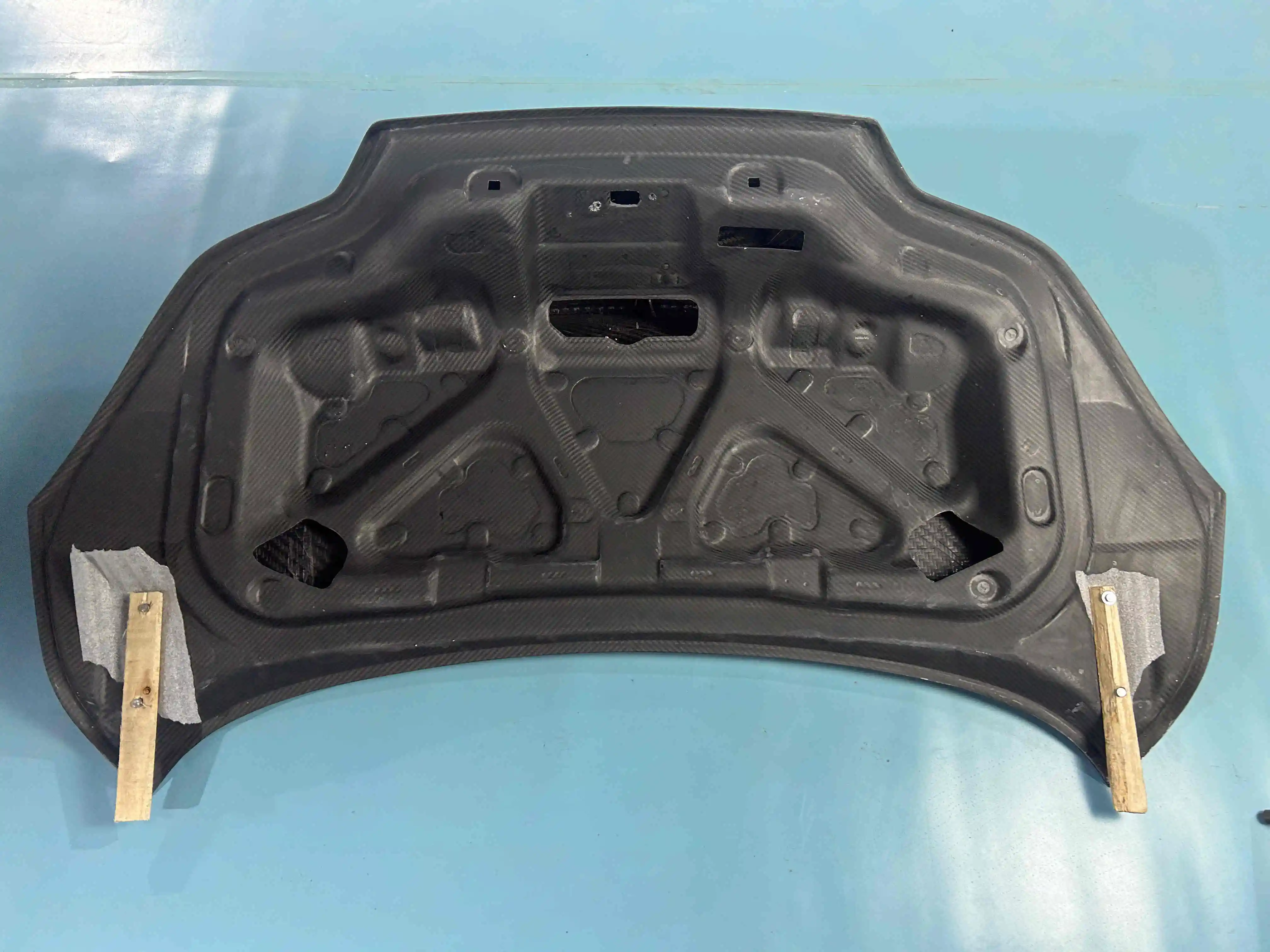 Great Work Car G37 Carbon Fiber Trunk Lid Suitable for Infiniti G37 Coupe Dry Carbon Trunk Lid