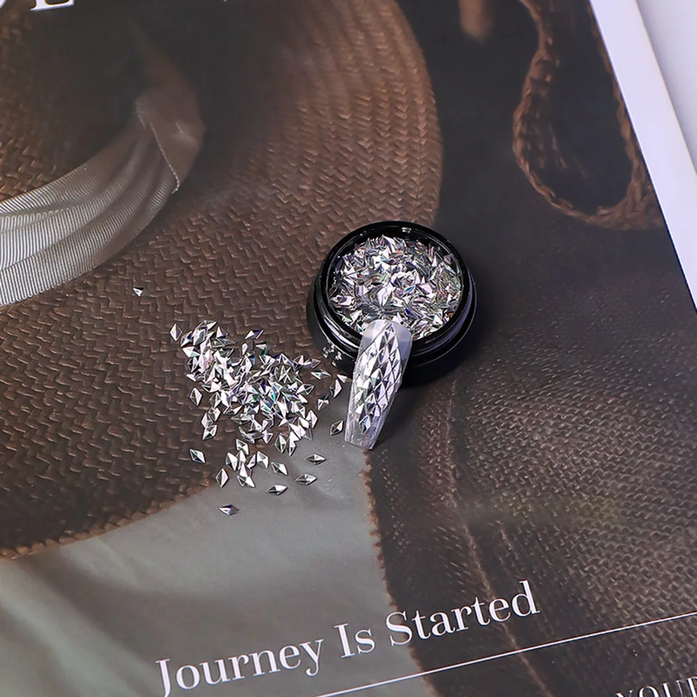 1 Pudełko Błyszczących Cekinów do Paznokci w Kształcie Rombów, Efekt Lustra, Złote, Srebrne, Laserowe Romboidalne Płatki Syreny, Akcesoria do Dekoracji Paznokci DIY