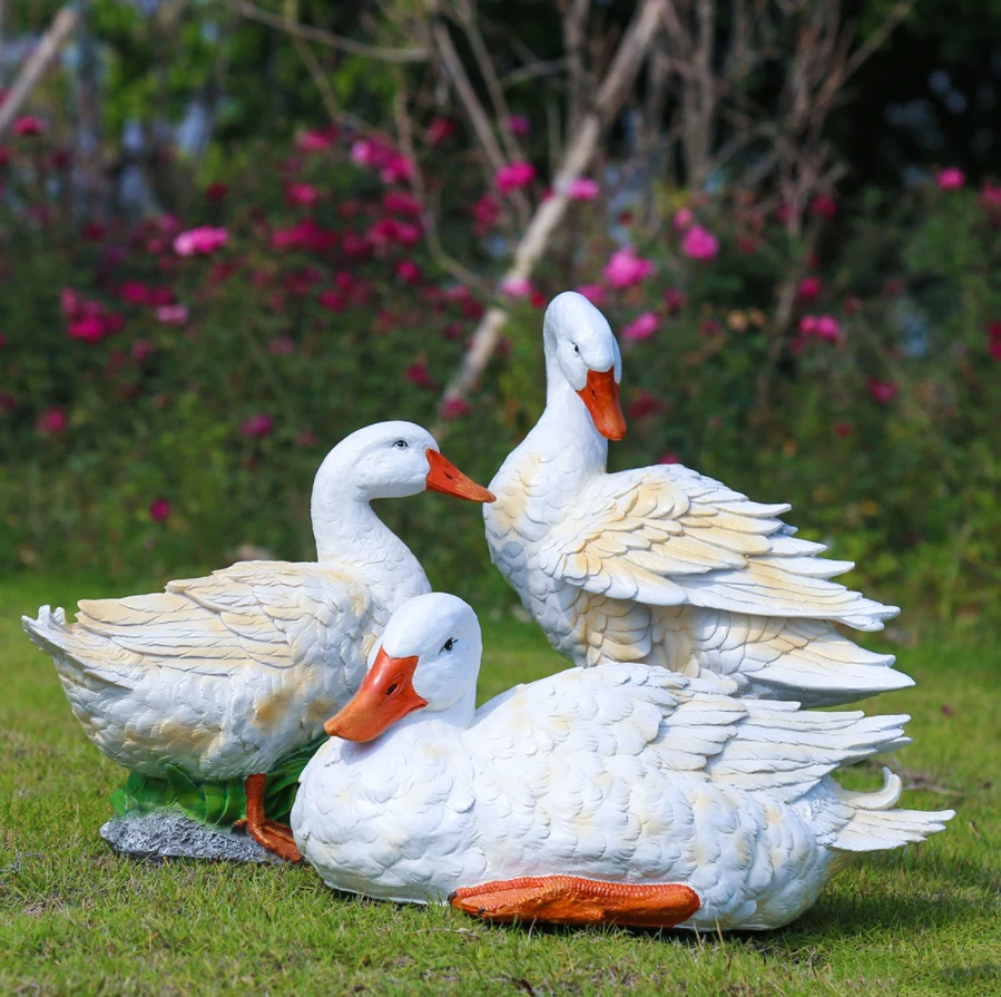 

Creative Animal Resin Cute Duck Ornaments Art Homestay Landscape Figurines Decoration Garden Courtyard Balcony Sculpture Crafts