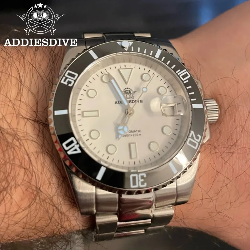 ADDIESDIVE Hot Sale Men Watch 316L Stainless Steel BGW9 Blue Luminous 200m Waterproof Calendar Display Reloj Hombre Quartz Watch