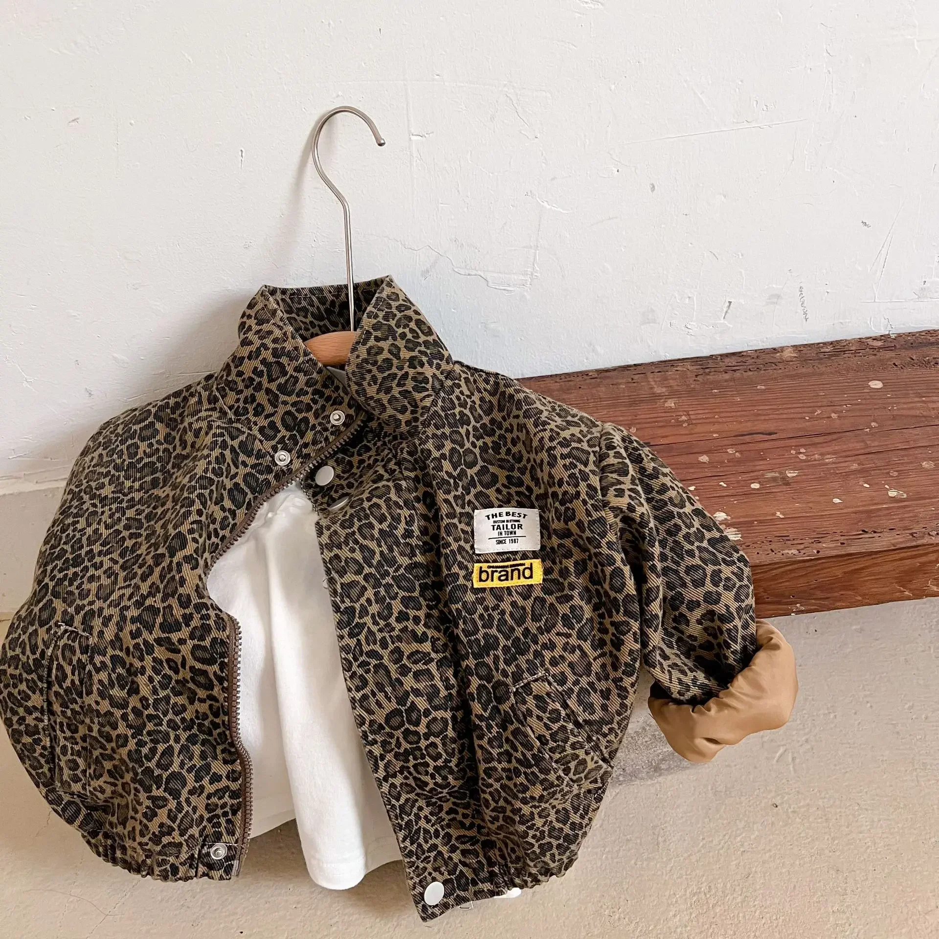 New Spring Autumn Children's Casual Long-sleeved Jacket Boys Korean Leopard Print Jacket Girls Short Denim Coat E4801