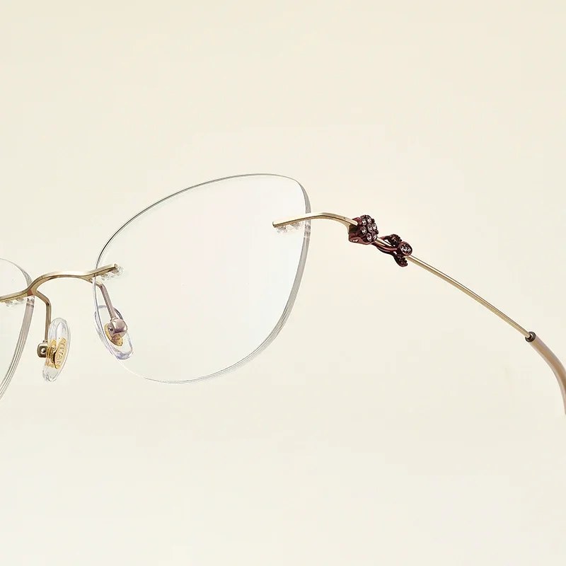 BCLEAR Fashion Rimless Cat Eye Glasses Frame Pure Titanium Ultralight Elastic Spectacle Frame Luxury Brands Designer Eyewear New