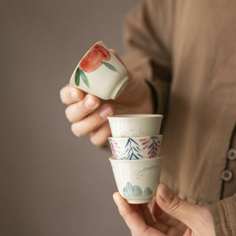 Japanische Porzellan-Teetasse mit Handbemalter Landschaft, Kung-Fu-Teetasse, Traditionelle Unterglasur-Keramik-Becher