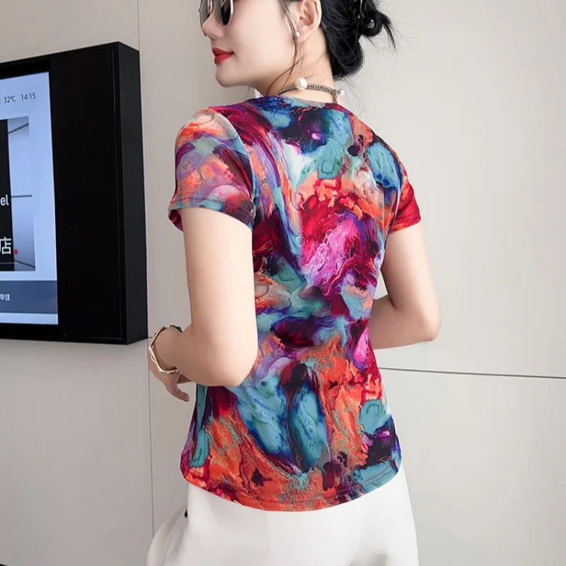 New European Clothing Geometry Printed T-shirt For Women's Elegant V-Collar Short Sleeved Mesh Top Female Korean Tees