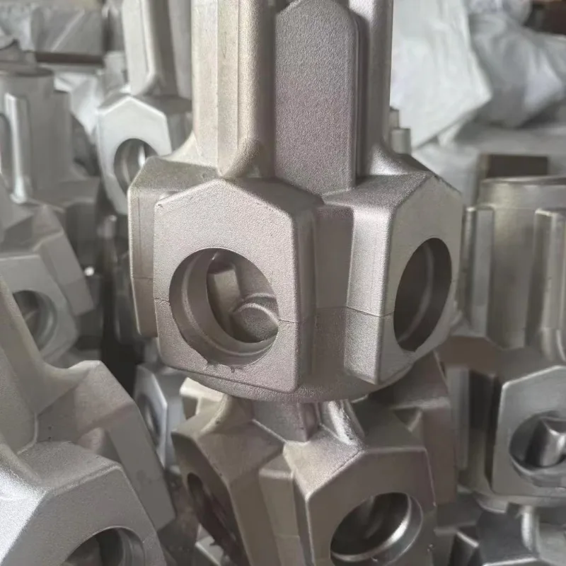 دعامات مصبوبة من الألومنيوم لقطع غيار محركات السيارات #4