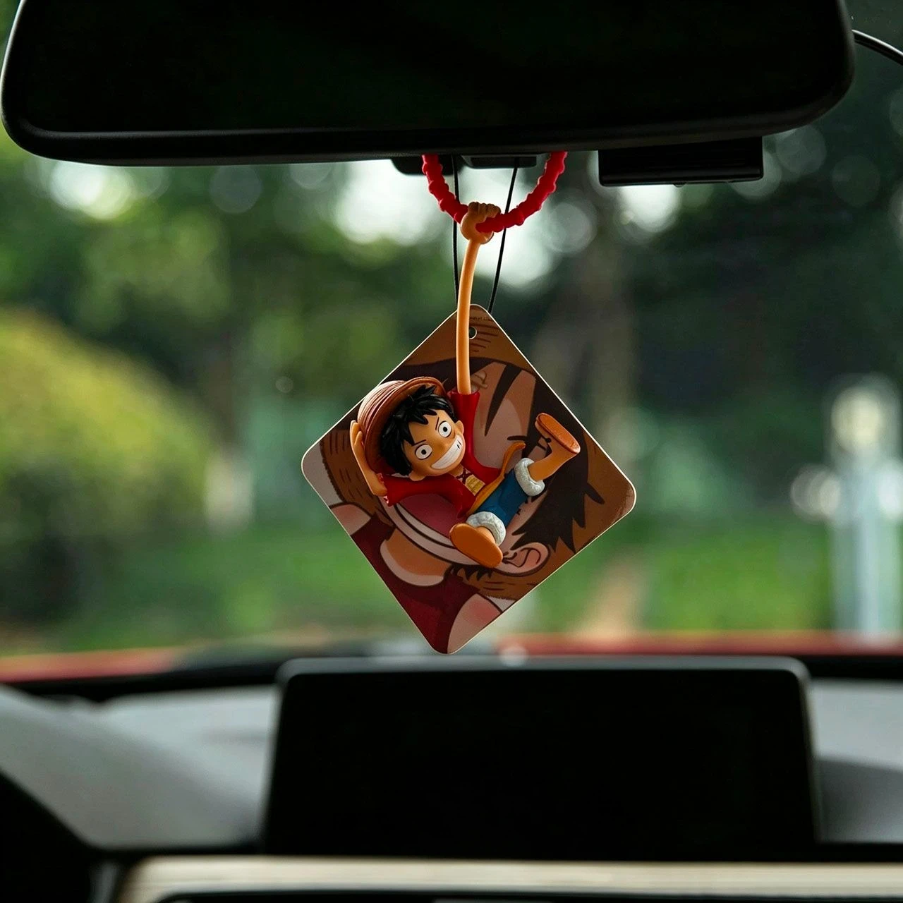 One Piece Luffy Auto-Harzanhänger Anime Kreativer Auto-Rückspiegel-Dekoranhänger Cartoon Auto-Innenausstattung Zubehör – Detail 5