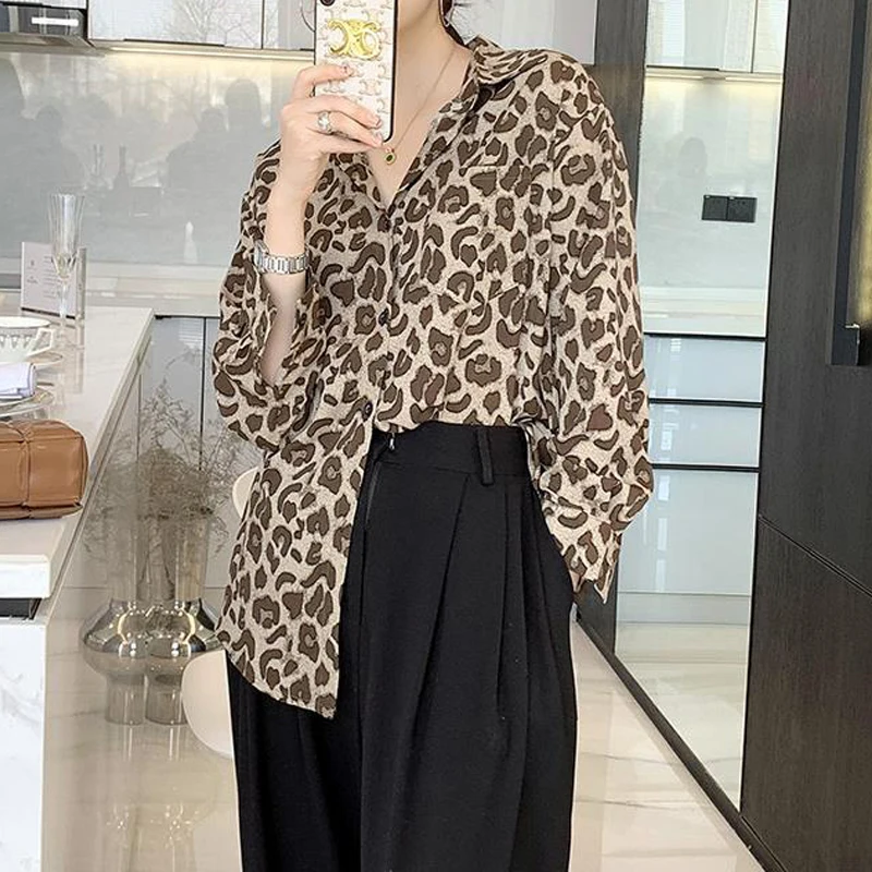 Women\'s Clothing Vintage Leopard Print Oversized Blouse Trendy Long Sleeve Button Shirt Casual Streetwear Tunic Tops Y2K Blusas