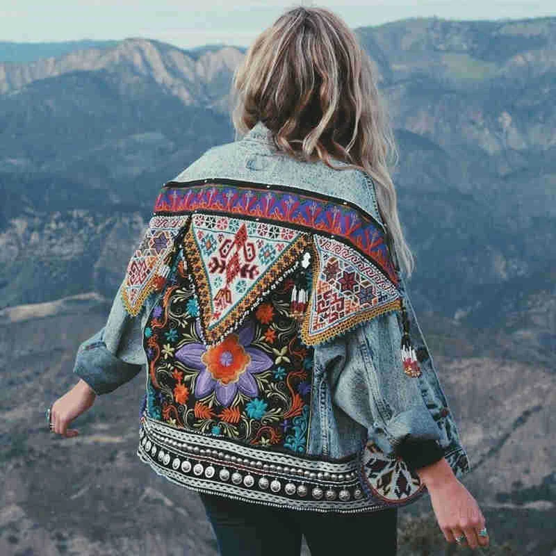 Chaqueta de mezclilla Bohemia para mujer, abrigo Vintage bordado con apliques florales, prendas de vestir exteriores de manga larga, abrigo