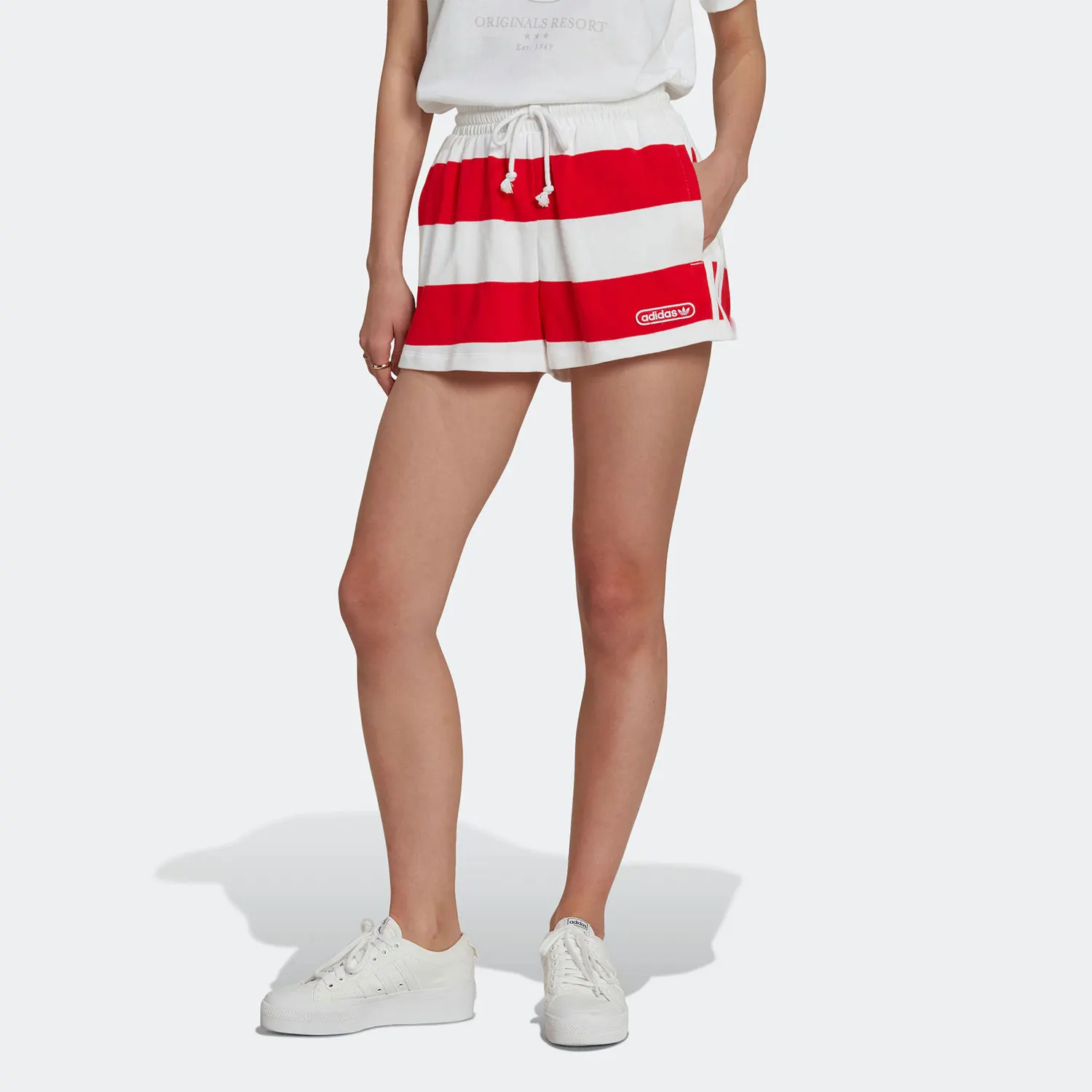 

Новые женские спортивные шорты Adidas нового сезона Trefoil HL6560