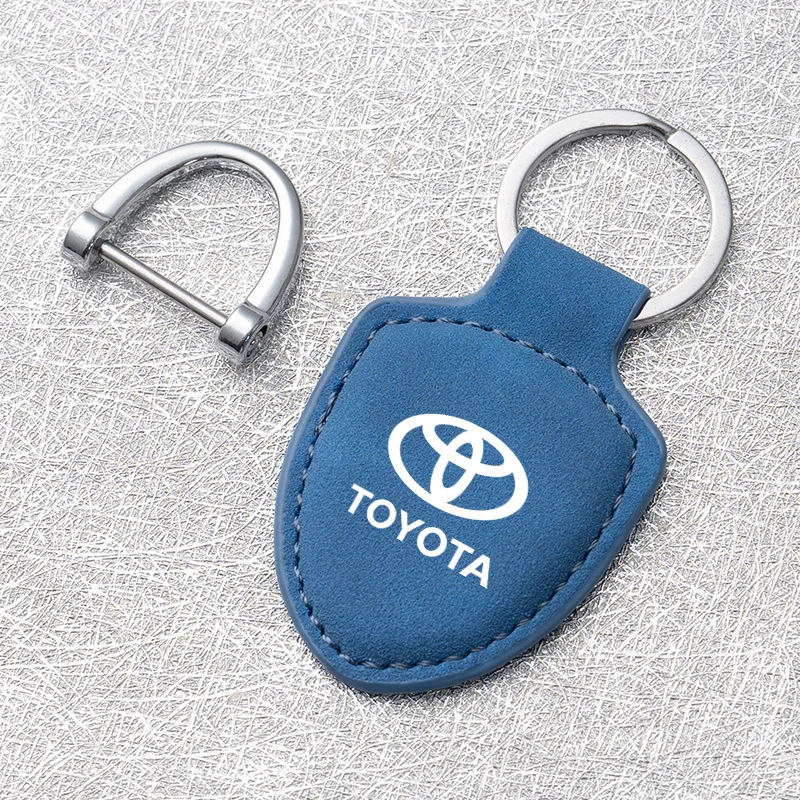 Fashion Car Keychain Metal Keyring Key Chain Pendant Gifts Styling Accessories For Toyota Rav4 Yaris Hilux Prius Avensis Auris